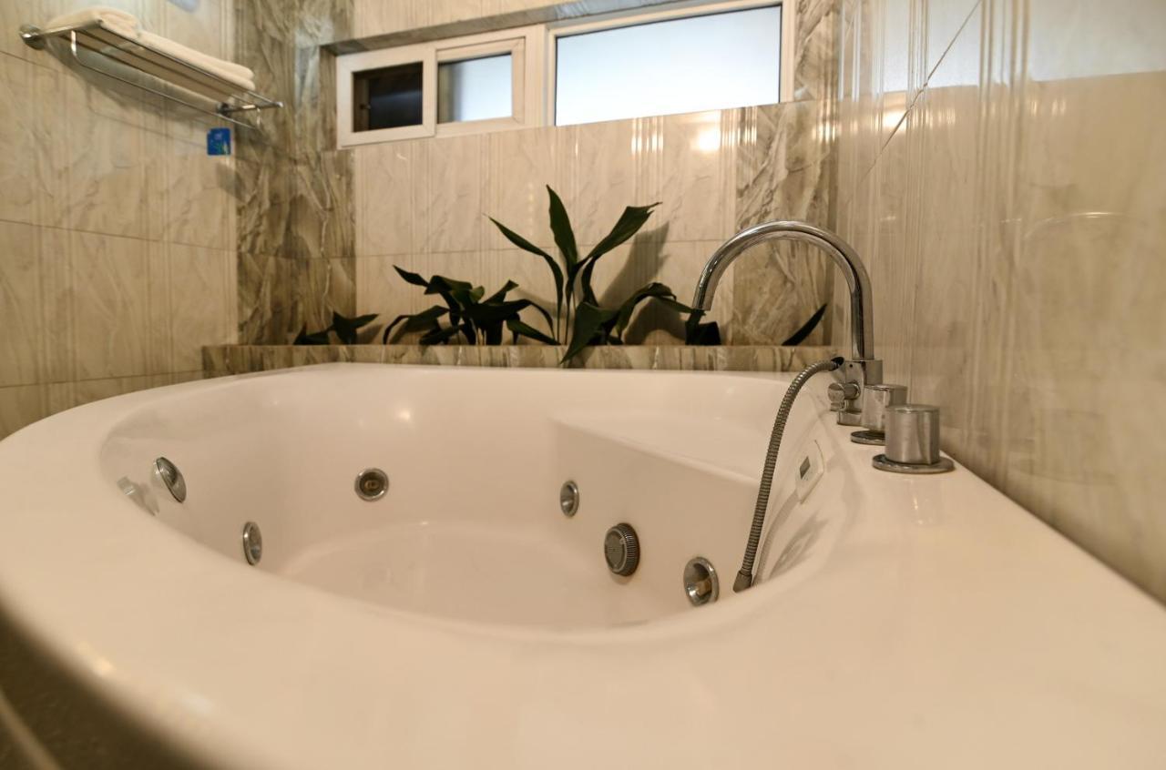 Hotel M Square Pvt.Ltd Katmandu Zewnętrze zdjęcie