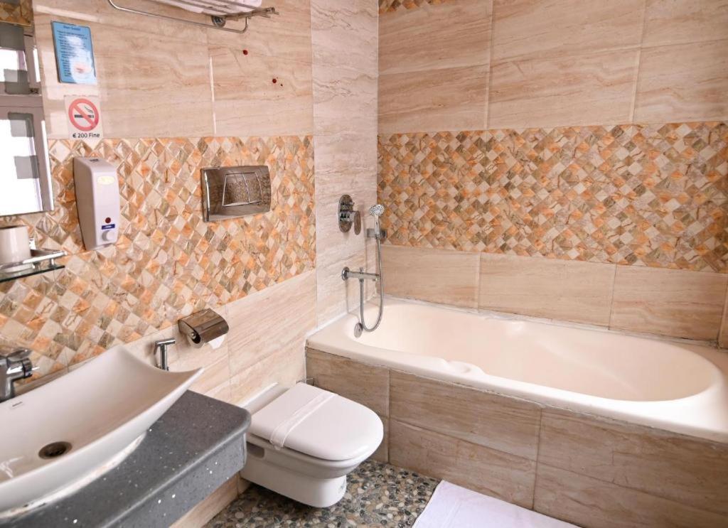 Hotel M Square Pvt.Ltd Katmandu Zewnętrze zdjęcie